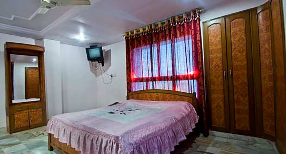 Mezbaan Suites, Hyderabad 1